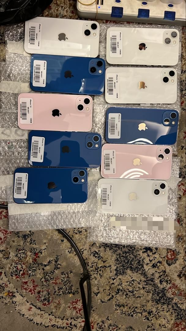 Phone dealer